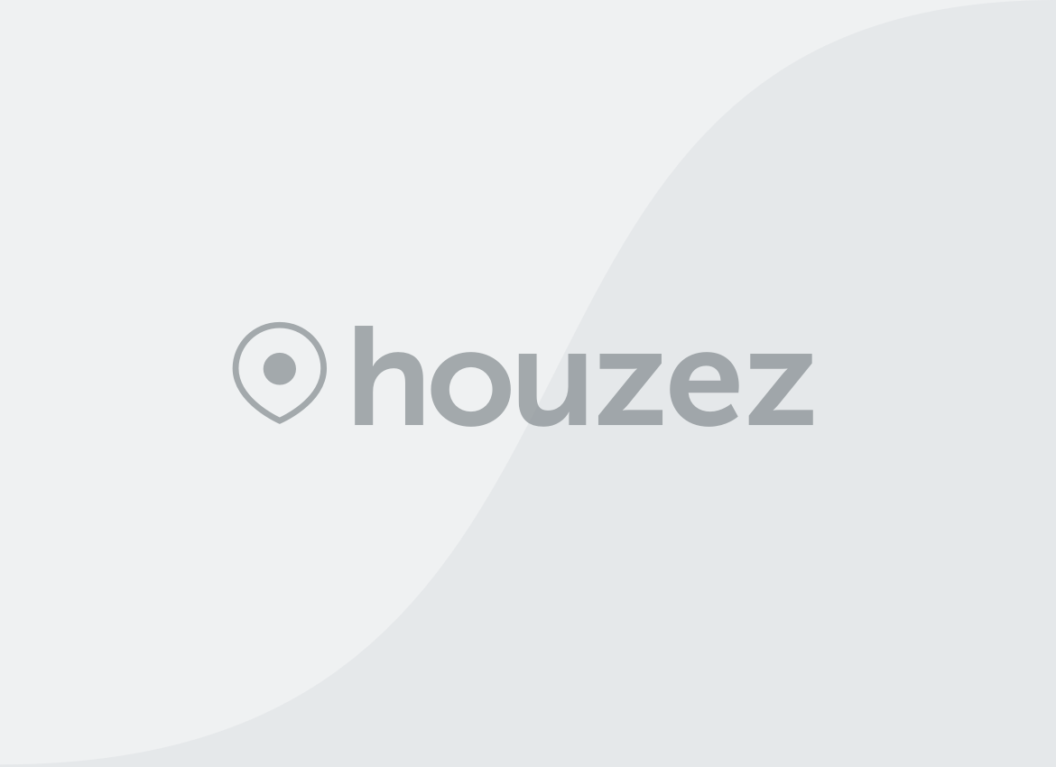 Modernes Einfamilienhaus mit Garten und Stil